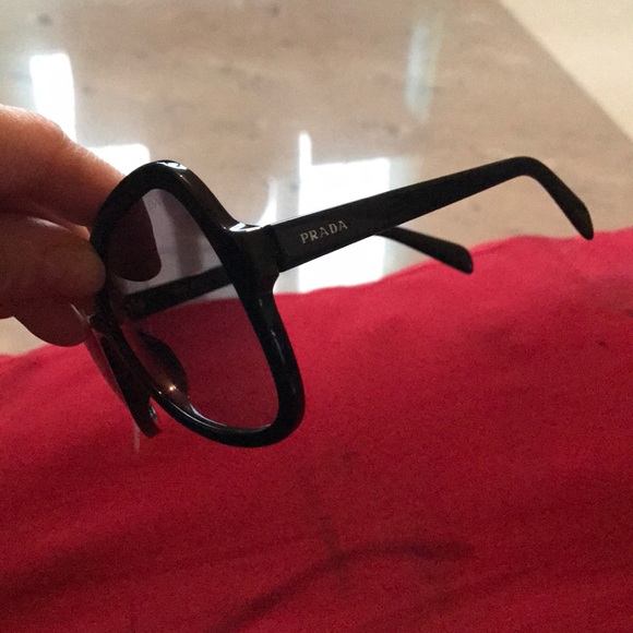 Prada sunglasses brand new no case with tags - Picture 2 of 7